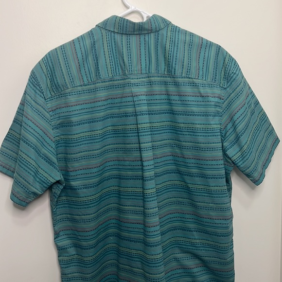 Eddie Bauer Men Classic Fit Aztec Pattern Print Button Down Shirt - Picture 11 of 13